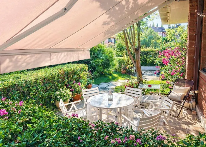 Villa Brando - Exclusive - 9 Guests Villa Near Sabaudia, With Garden & Bikes